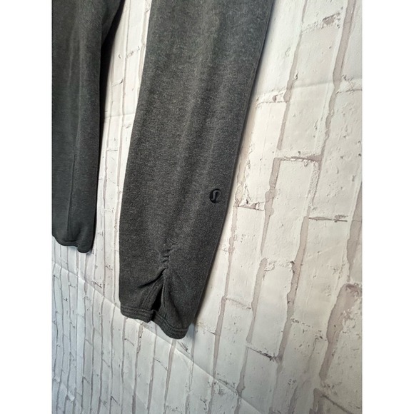Lululemon leggings size 6 grey - Picture 4 of 8
